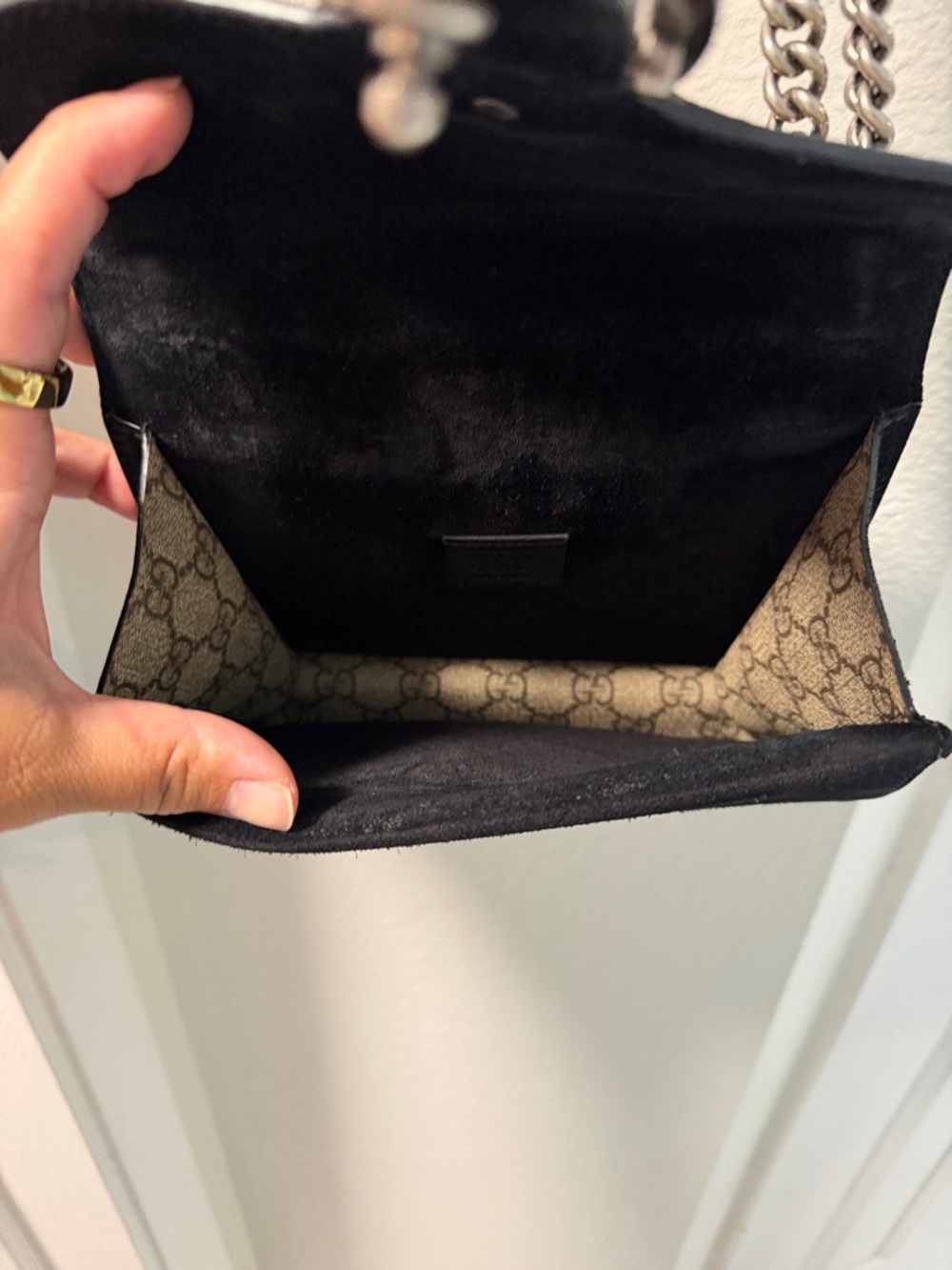 Gucci Dionysus Beige Monogram Shoulder Bag with Silver Chain - Picture 4 of 12